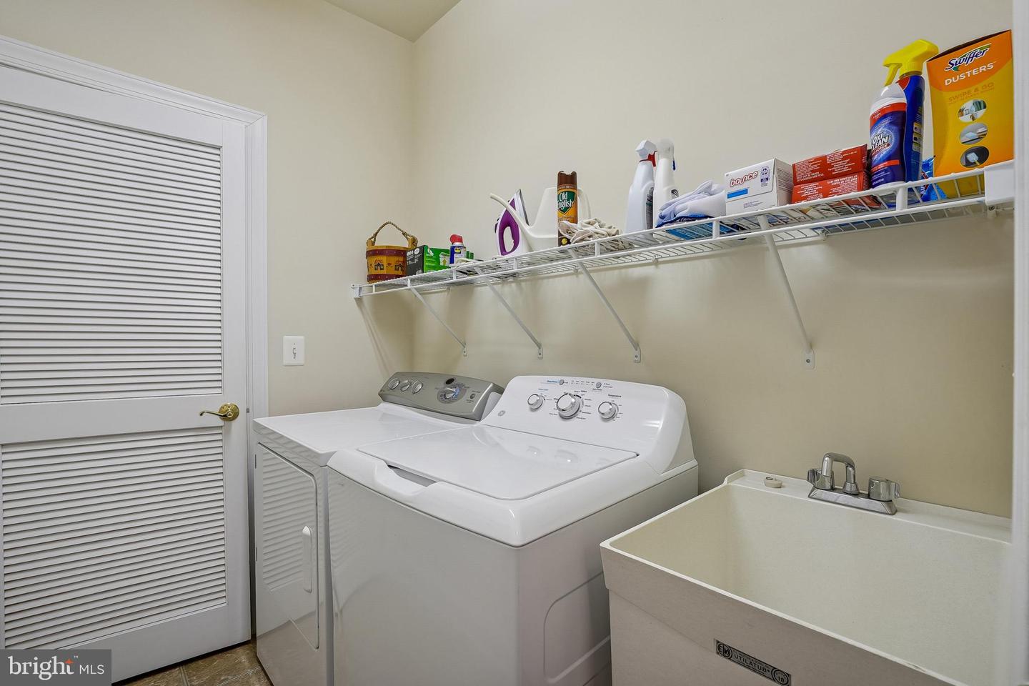 5122 CURRAN CREEK DR, HAYMARKET, Virginia 20169, 3 Bedrooms Bedrooms, ,3 BathroomsBathrooms,Residential,For sale,5122 CURRAN CREEK DR,VAPW2112462 MLS # VAPW2112462 5122 CURRAN CREEK DR, HAYMARKET, Virginia 20169, 3 Bedrooms Bedrooms, ,3 BathroomsBathrooms,Residential,For sale,5122 CURRAN CREEK DR,VAPW2112462 MLS # VAPW2112462