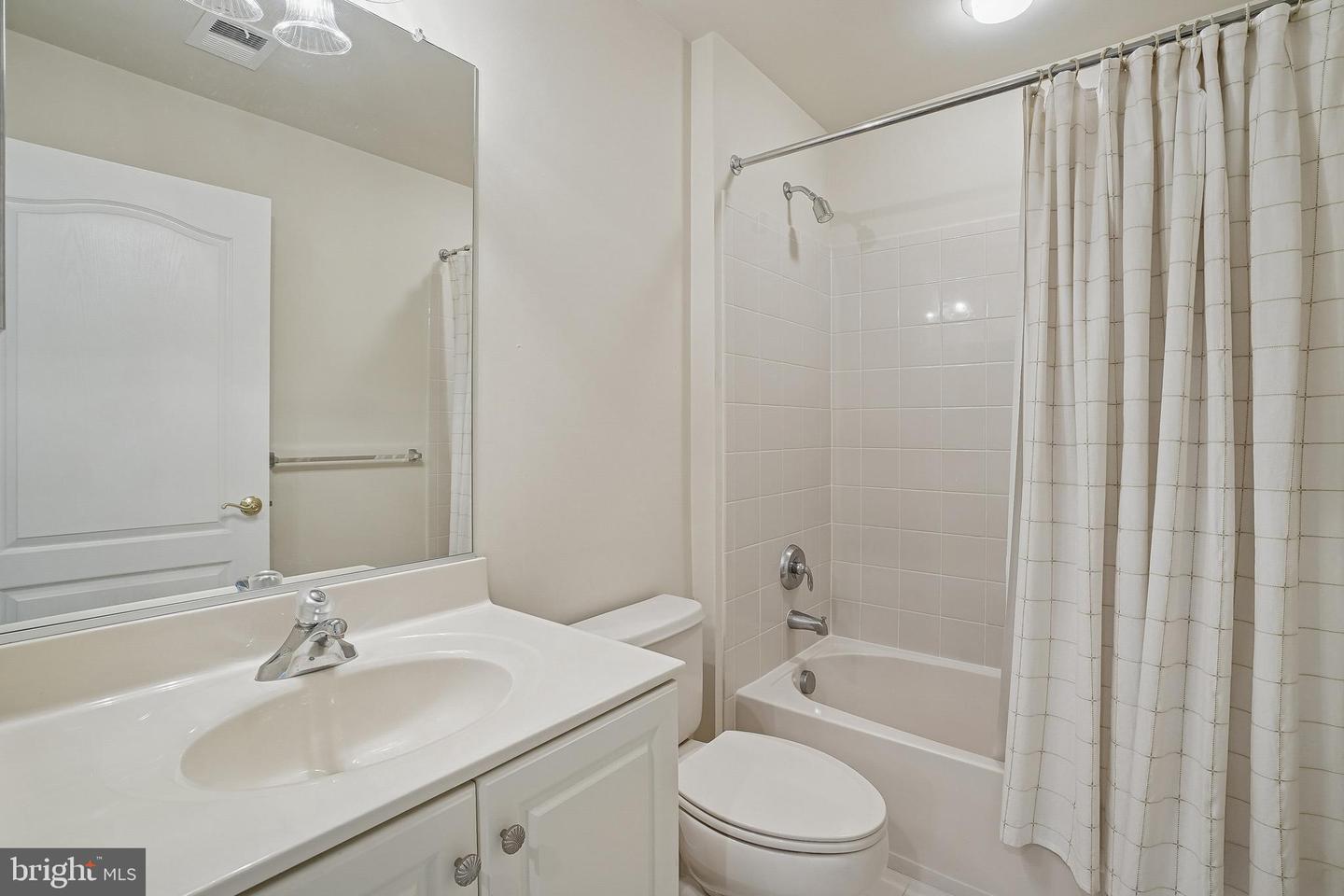 5122 CURRAN CREEK DR, HAYMARKET, Virginia 20169, 3 Bedrooms Bedrooms, ,3 BathroomsBathrooms,Residential,For sale,5122 CURRAN CREEK DR,VAPW2112462 MLS # VAPW2112462 5122 CURRAN CREEK DR, HAYMARKET, Virginia 20169, 3 Bedrooms Bedrooms, ,3 BathroomsBathrooms,Residential,For sale,5122 CURRAN CREEK DR,VAPW2112462 MLS # VAPW2112462