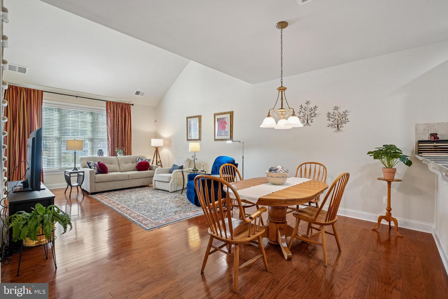 5122 CURRAN CREEK DR, HAYMARKET, Virginia 20169, 3 Bedrooms Bedrooms, ,3 BathroomsBathrooms,Residential,For sale,5122 CURRAN CREEK DR,VAPW2112462 MLS # VAPW2112462 5122 CURRAN CREEK DR, HAYMARKET, Virginia 20169, 3 Bedrooms Bedrooms, ,3 BathroomsBathrooms,Residential,For sale,5122 CURRAN CREEK DR,VAPW2112462 MLS # VAPW2112462