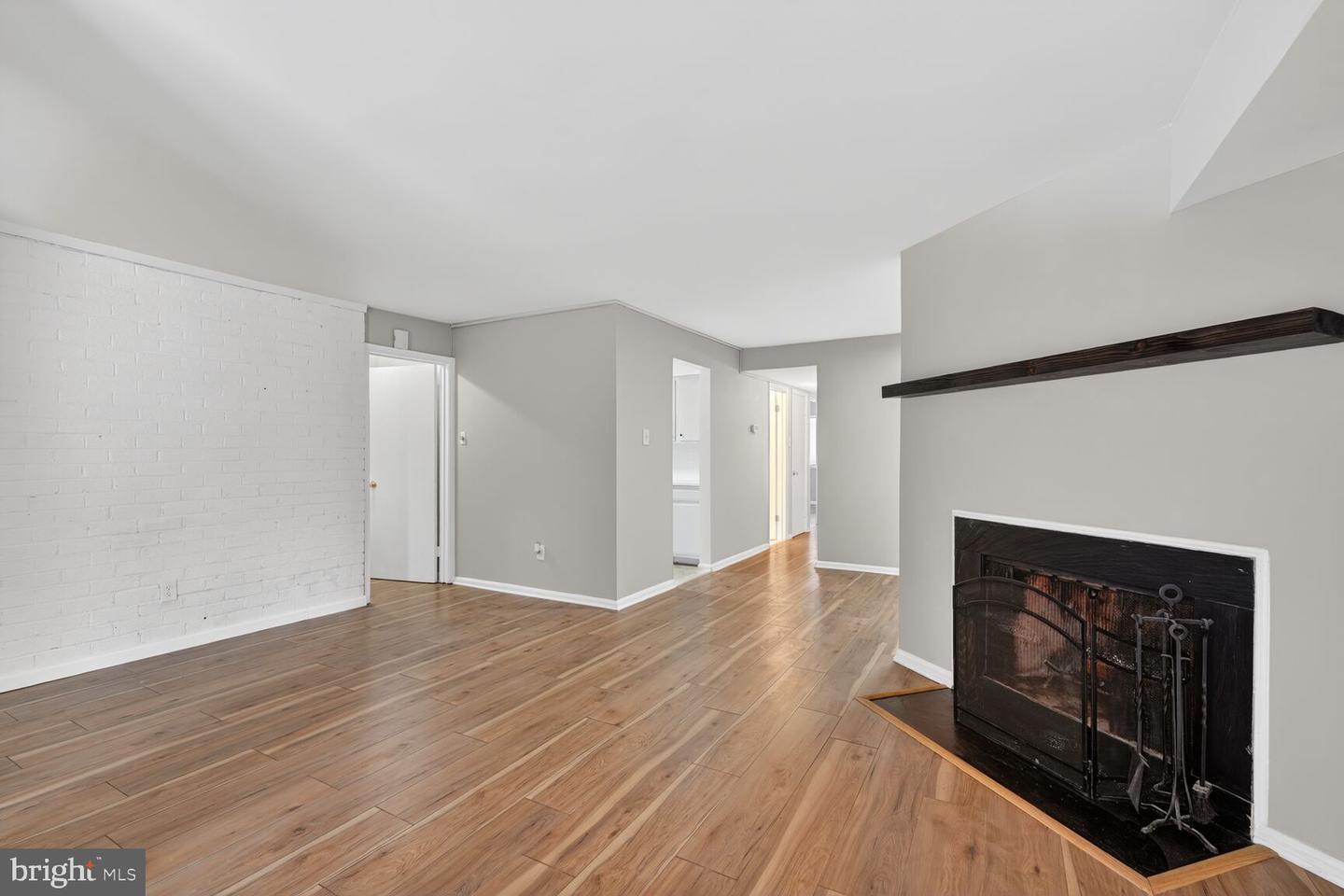 3446 SUMMIT CT NE #3446, WASHINGTON, District Of Columbia 20018, 2 Bedrooms Bedrooms, 3 Rooms Rooms,1 BathroomBathrooms,Residential,For sale,3446 SUMMIT CT NE #3446,DCDC2246190 MLS # DCDC2246190