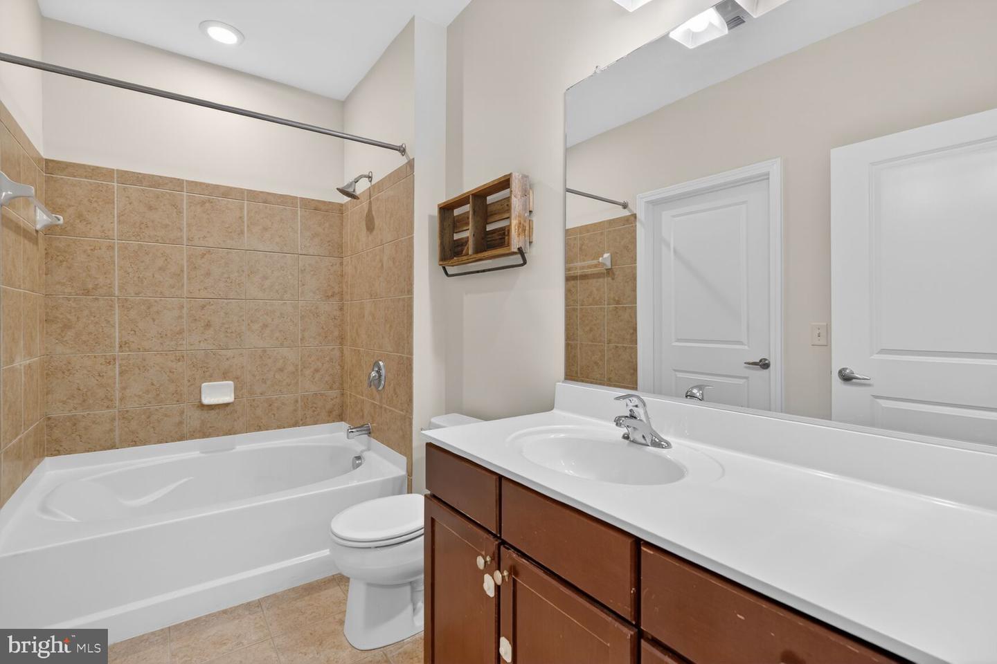 1391 PENNSYLVANIA AVE SE #368, WASHINGTON, District Of Columbia 20003, 2 Bedrooms Bedrooms, 2 Rooms Rooms,1 BathroomBathrooms,Residential,For sale,1391 PENNSYLVANIA AVE SE #368,DCDC2246192 MLS # DCDC2246192 1391 PENNSYLVANIA AVE SE #368, WASHINGTON, District Of Columbia 20003, 2 Bedrooms Bedrooms, 2 Rooms Rooms,1 BathroomBathrooms,Residential,For sale,1391 PENNSYLVANIA AVE SE #368,DCDC2246192 MLS # DCDC2246192