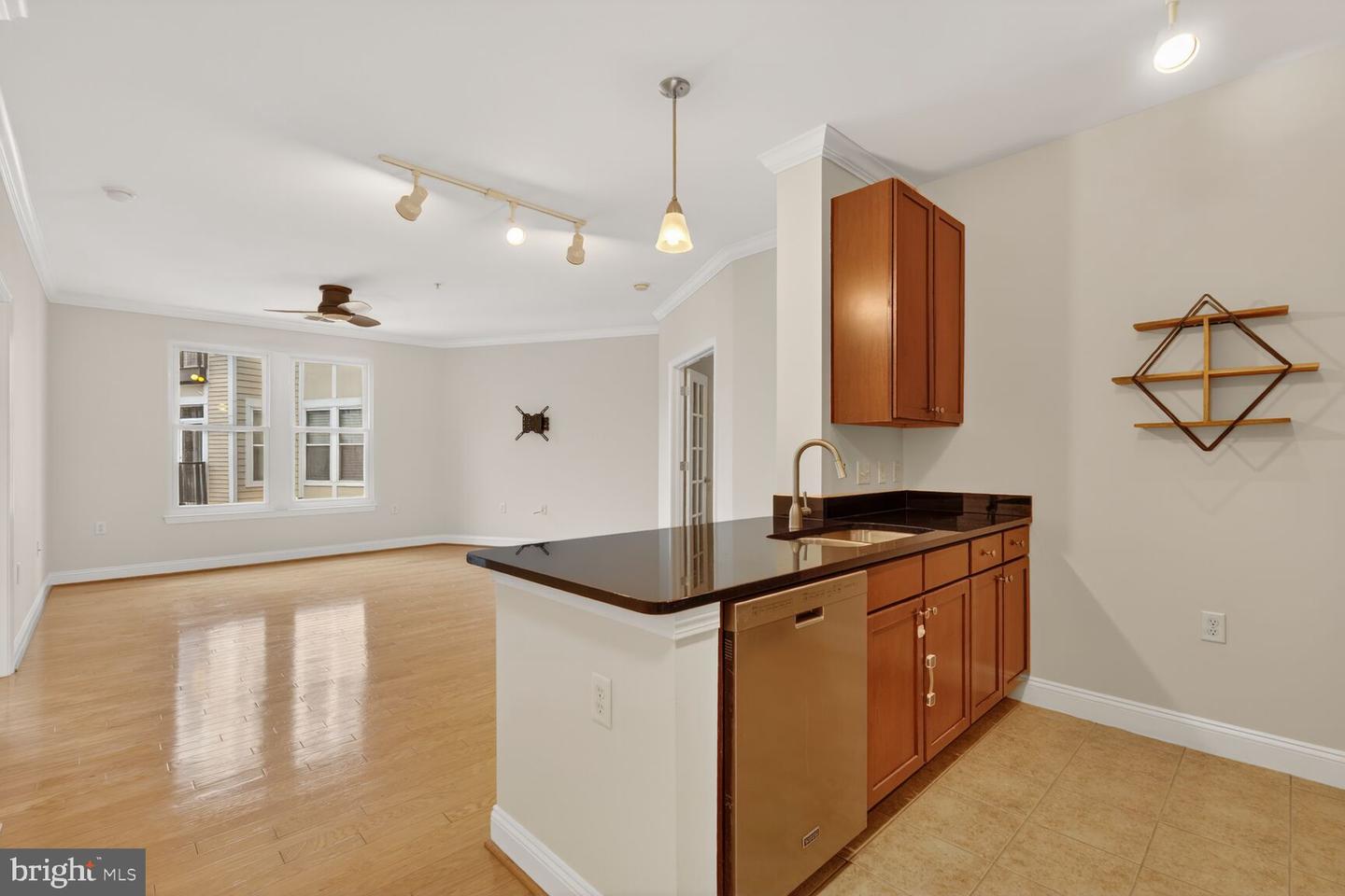 1391 PENNSYLVANIA AVE SE #368, WASHINGTON, District Of Columbia 20003, 2 Bedrooms Bedrooms, 2 Rooms Rooms,1 BathroomBathrooms,Residential,For sale,1391 PENNSYLVANIA AVE SE #368,DCDC2246192 MLS # DCDC2246192 1391 PENNSYLVANIA AVE SE #368, WASHINGTON, District Of Columbia 20003, 2 Bedrooms Bedrooms, 2 Rooms Rooms,1 BathroomBathrooms,Residential,For sale,1391 PENNSYLVANIA AVE SE #368,DCDC2246192 MLS # DCDC2246192
