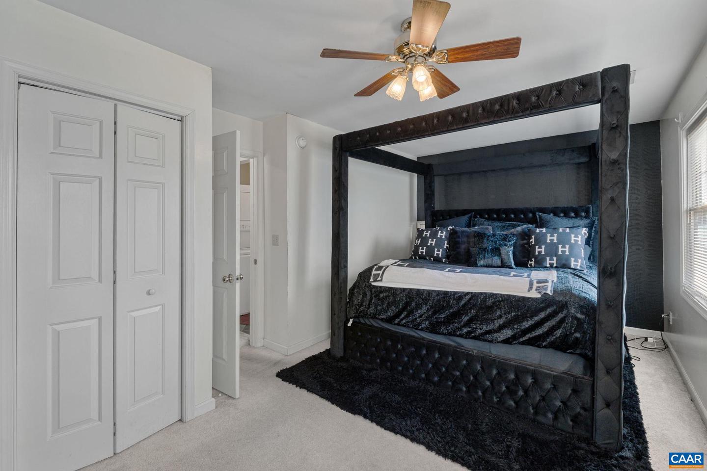 354 NW 10 1/2 ST, CHARLOTTESVILLE, Virginia 22903, 3 Bedrooms Bedrooms, ,2 BathroomsBathrooms,Residential,For sale,354 NW 10 1/2 ST,673269 MLS # 673269