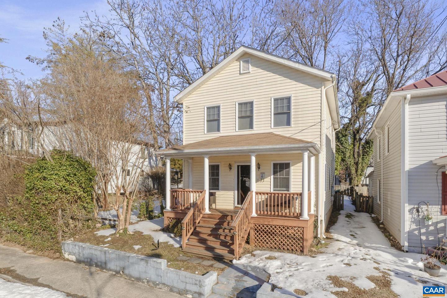 354 NW 10 1/2 ST, CHARLOTTESVILLE, Virginia 22903, 3 Bedrooms Bedrooms, ,2 BathroomsBathrooms,Residential,For sale,354 NW 10 1/2 ST,673269 MLS # 673269