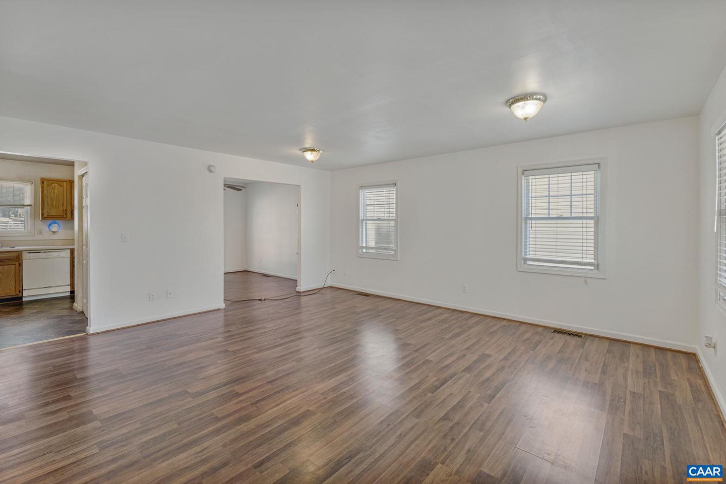 354 NW 10 1/2 ST, CHARLOTTESVILLE, Virginia 22903, 3 Bedrooms Bedrooms, ,2 BathroomsBathrooms,Residential,For sale,354 NW 10 1/2 ST,673269 MLS # 673269