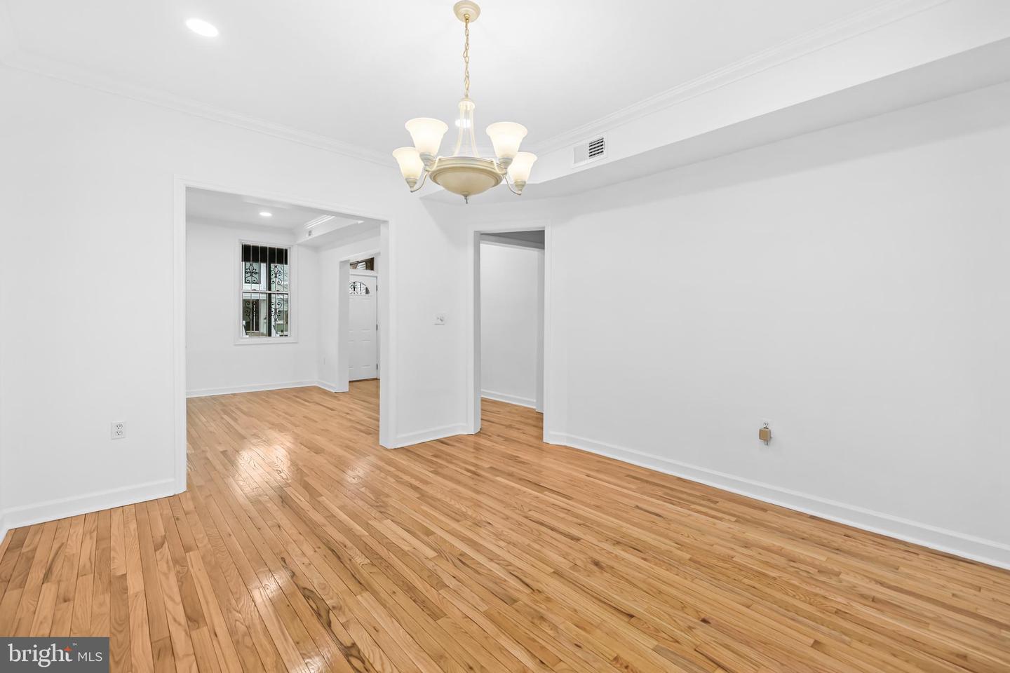 435 NEWTON PL NW, WASHINGTON, District Of Columbia 20010, 3 Bedrooms Bedrooms, ,2 BathroomsBathrooms,Residential,For sale,435 NEWTON PL NW,DCDC2246216 MLS # DCDC2246216 435 NEWTON PL NW, WASHINGTON, District Of Columbia 20010, 3 Bedrooms Bedrooms, ,2 BathroomsBathrooms,Residential,For sale,435 NEWTON PL NW,DCDC2246216 MLS # DCDC2246216