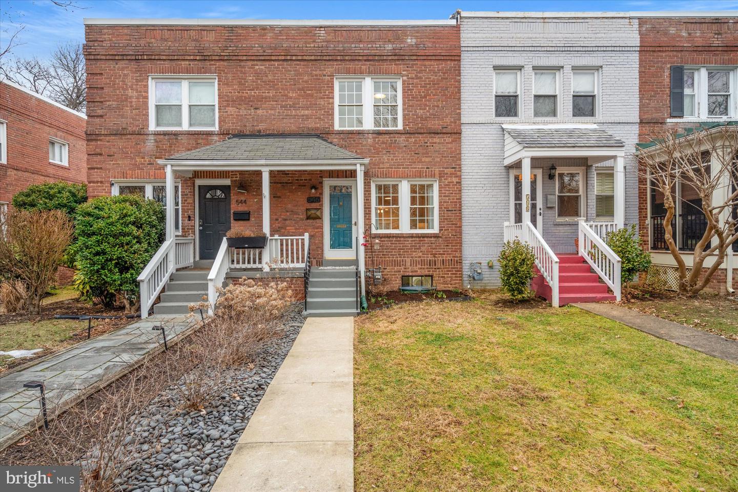 546 E NELSON AVE, ALEXANDRIA, Virginia 22301, 2 Bedrooms Bedrooms, ,2 BathroomsBathrooms,Residential,For sale,546 E NELSON AVE,VAAX2054174 MLS # VAAX2054174