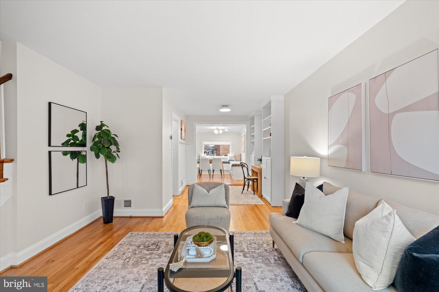 546 E NELSON AVE, ALEXANDRIA, Virginia 22301, 2 Bedrooms Bedrooms, ,2 BathroomsBathrooms,Residential,For sale,546 E NELSON AVE,VAAX2054174 MLS # VAAX2054174