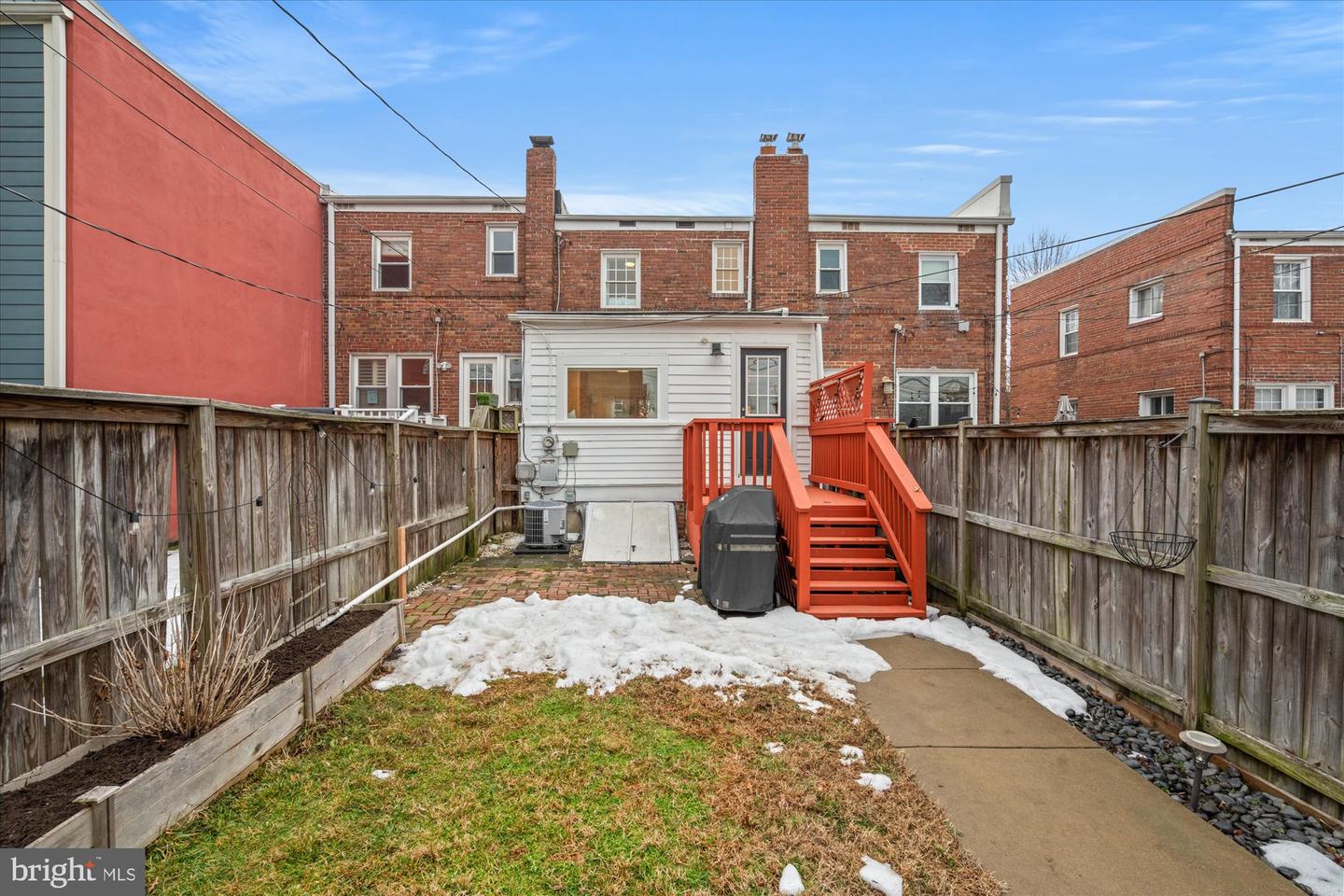 546 E NELSON AVE, ALEXANDRIA, Virginia 22301, 2 Bedrooms Bedrooms, ,2 BathroomsBathrooms,Residential,For sale,546 E NELSON AVE,VAAX2054174 MLS # VAAX2054174
