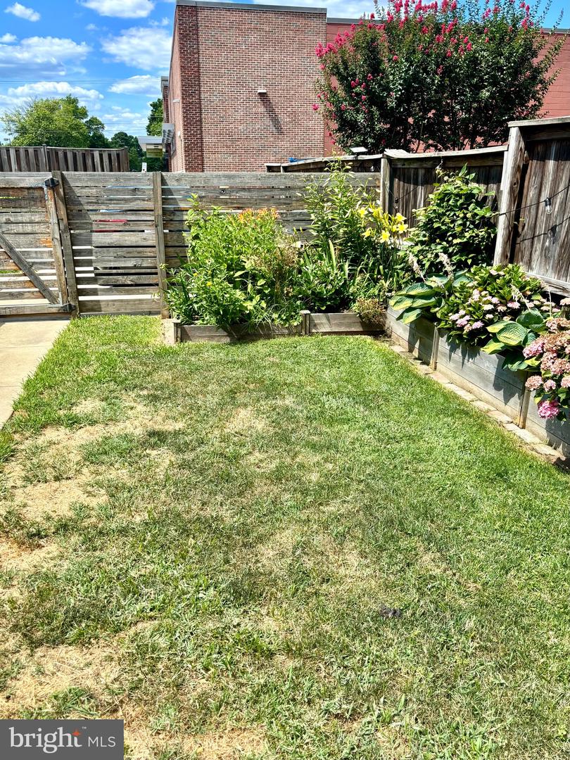 546 E NELSON AVE, ALEXANDRIA, Virginia 22301, 2 Bedrooms Bedrooms, ,2 BathroomsBathrooms,Residential,For sale,546 E NELSON AVE,VAAX2054174 MLS # VAAX2054174