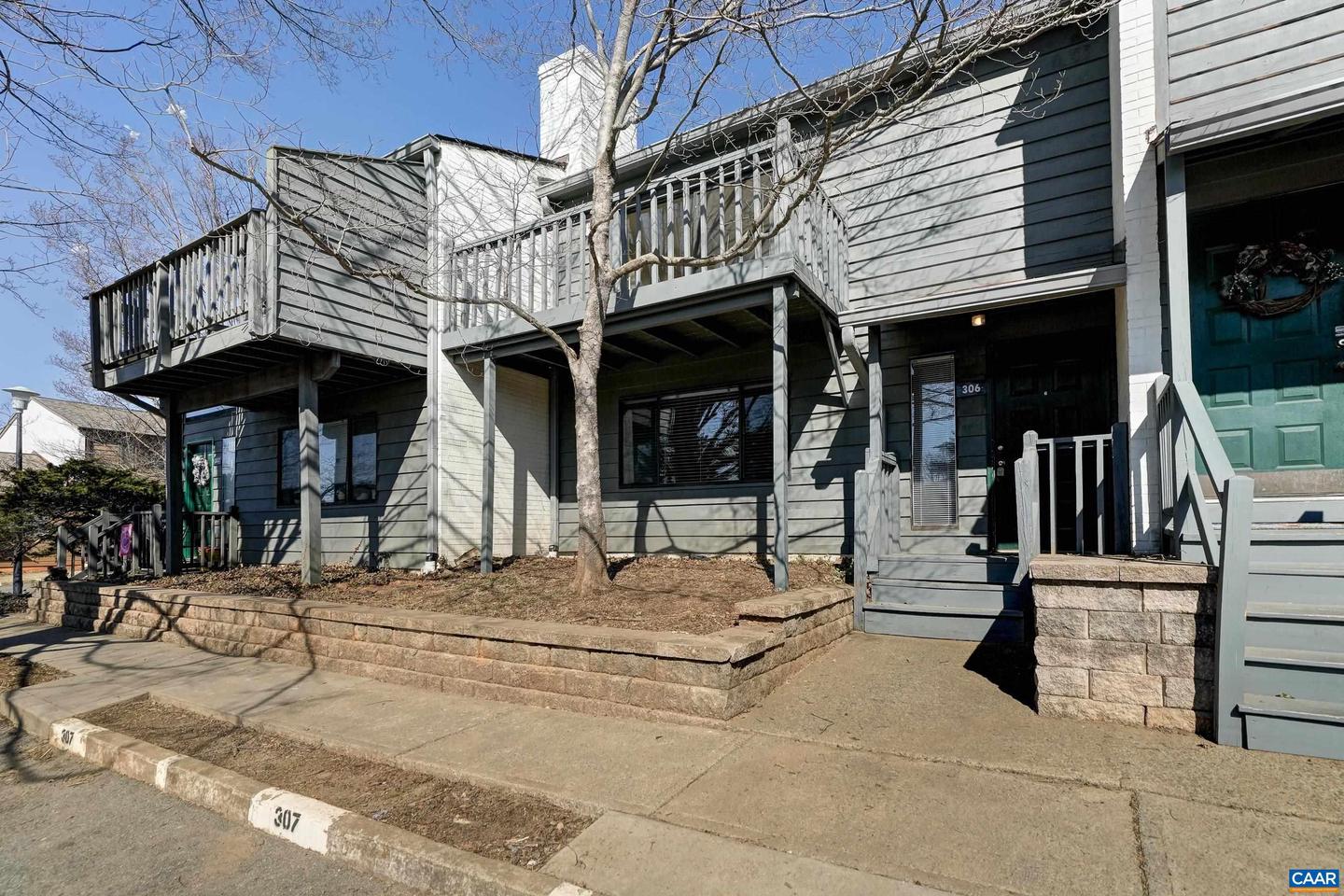 306 HARVEST DR, CHARLOTTESVILLE, Virginia 22903, 3 Bedrooms Bedrooms, ,2 BathroomsBathrooms,Residential,For sale,306 HARVEST DR,673275 MLS # 673275