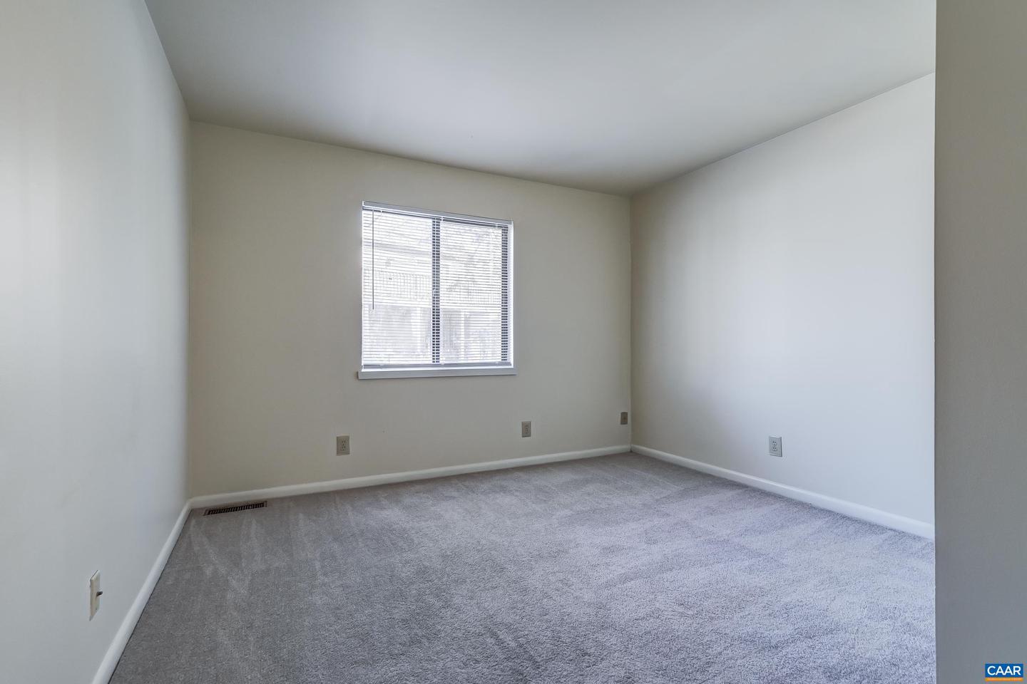 306 HARVEST DR, CHARLOTTESVILLE, Virginia 22903, 3 Bedrooms Bedrooms, ,2 BathroomsBathrooms,Residential,For sale,306 HARVEST DR,673275 MLS # 673275