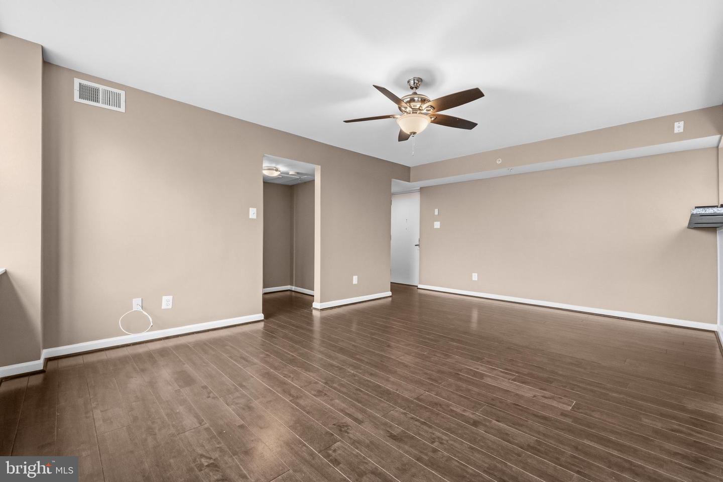 3902 14TH ST NW #321, WASHINGTON, District Of Columbia 20011, 1 Bedroom Bedrooms, 3 Rooms Rooms,1 BathroomBathrooms,Residential,For sale,3902 14TH ST NW #321,DCDC2246234 MLS # DCDC2246234