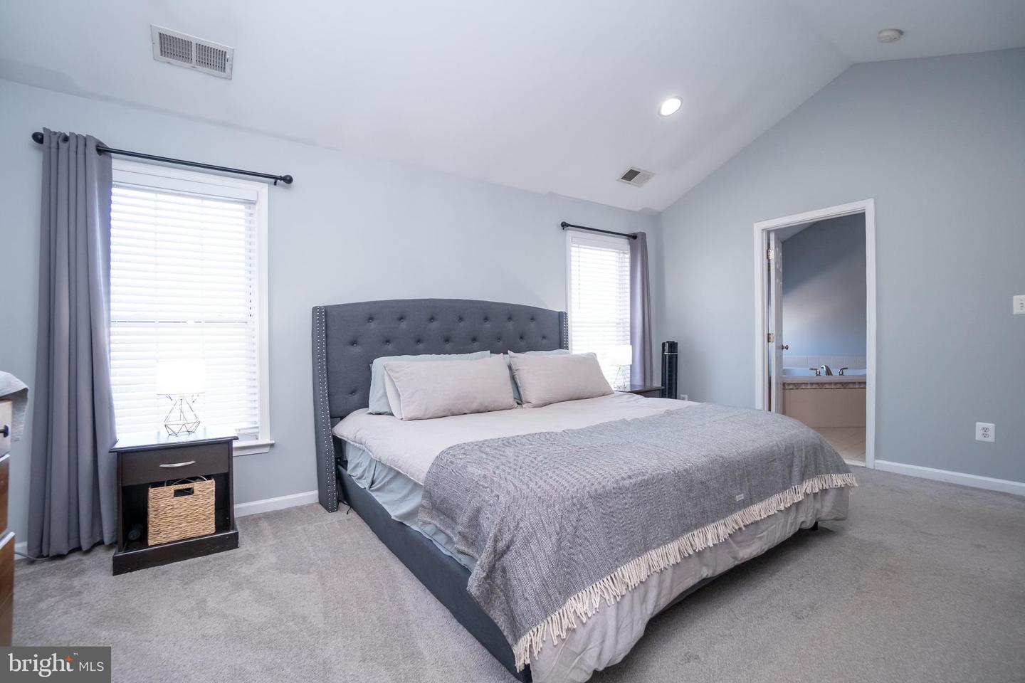 5603 WHEELWRIGHT WAY, HAYMARKET, Virginia 20169, 3 Bedrooms Bedrooms, ,3 BathroomsBathrooms,Residential,For sale,5603 WHEELWRIGHT WAY,VAPW2112486 MLS # VAPW2112486 5603 WHEELWRIGHT WAY, HAYMARKET, Virginia 20169, 3 Bedrooms Bedrooms, ,3 BathroomsBathrooms,Residential,For sale,5603 WHEELWRIGHT WAY,VAPW2112486 MLS # VAPW2112486