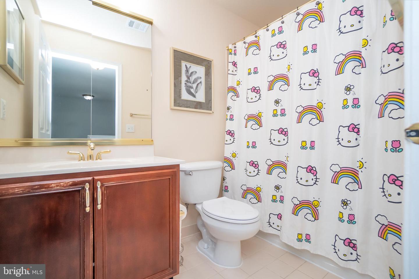 5603 WHEELWRIGHT WAY, HAYMARKET, Virginia 20169, 3 Bedrooms Bedrooms, ,3 BathroomsBathrooms,Residential,For sale,5603 WHEELWRIGHT WAY,VAPW2112486 MLS # VAPW2112486 5603 WHEELWRIGHT WAY, HAYMARKET, Virginia 20169, 3 Bedrooms Bedrooms, ,3 BathroomsBathrooms,Residential,For sale,5603 WHEELWRIGHT WAY,VAPW2112486 MLS # VAPW2112486