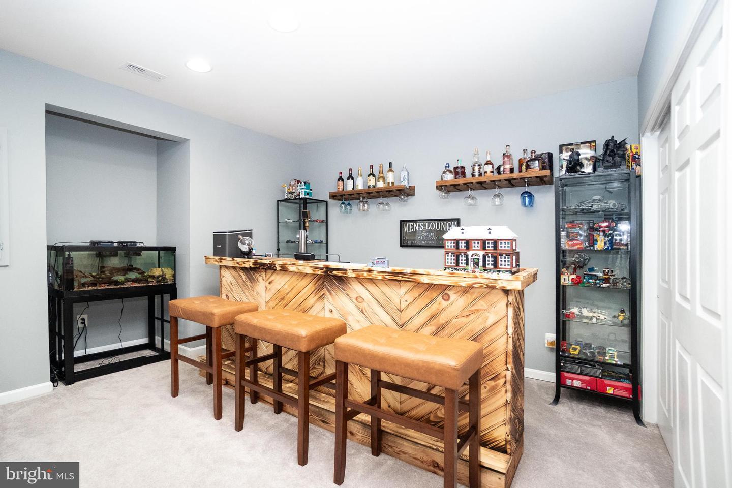 5603 WHEELWRIGHT WAY, HAYMARKET, Virginia 20169, 3 Bedrooms Bedrooms, ,3 BathroomsBathrooms,Residential,For sale,5603 WHEELWRIGHT WAY,VAPW2112486 MLS # VAPW2112486 5603 WHEELWRIGHT WAY, HAYMARKET, Virginia 20169, 3 Bedrooms Bedrooms, ,3 BathroomsBathrooms,Residential,For sale,5603 WHEELWRIGHT WAY,VAPW2112486 MLS # VAPW2112486