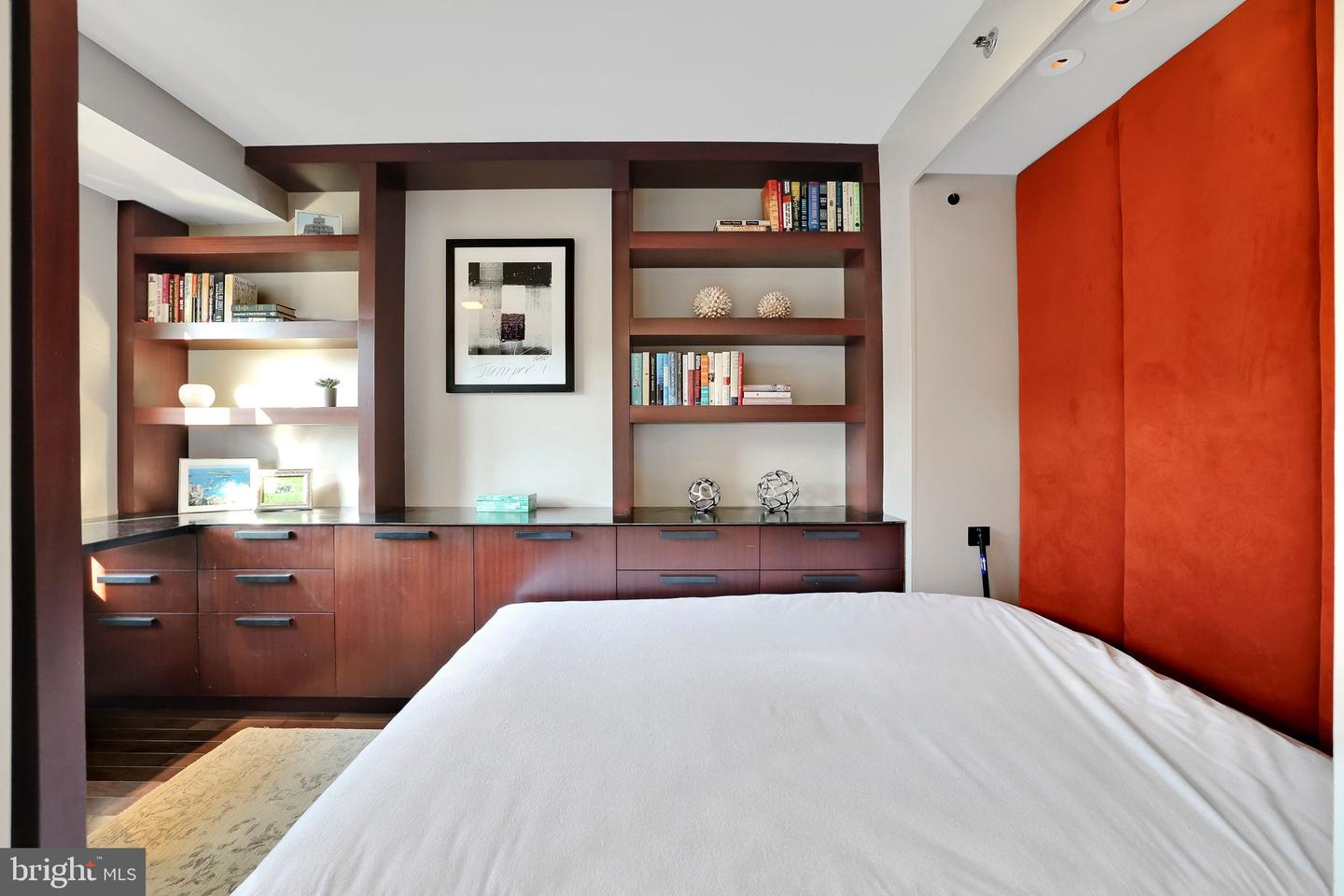 1401 17TH ST NW #804, WASHINGTON, District Of Columbia 20036, 2 Bedrooms Bedrooms, ,2 BathroomsBathrooms,Residential,For sale,1401 17TH ST NW #804,DCDC2246250 MLS # DCDC2246250 1401 17TH ST NW #804, WASHINGTON, District Of Columbia 20036, 2 Bedrooms Bedrooms, ,2 BathroomsBathrooms,Residential,For sale,1401 17TH ST NW #804,DCDC2246250 MLS # DCDC2246250