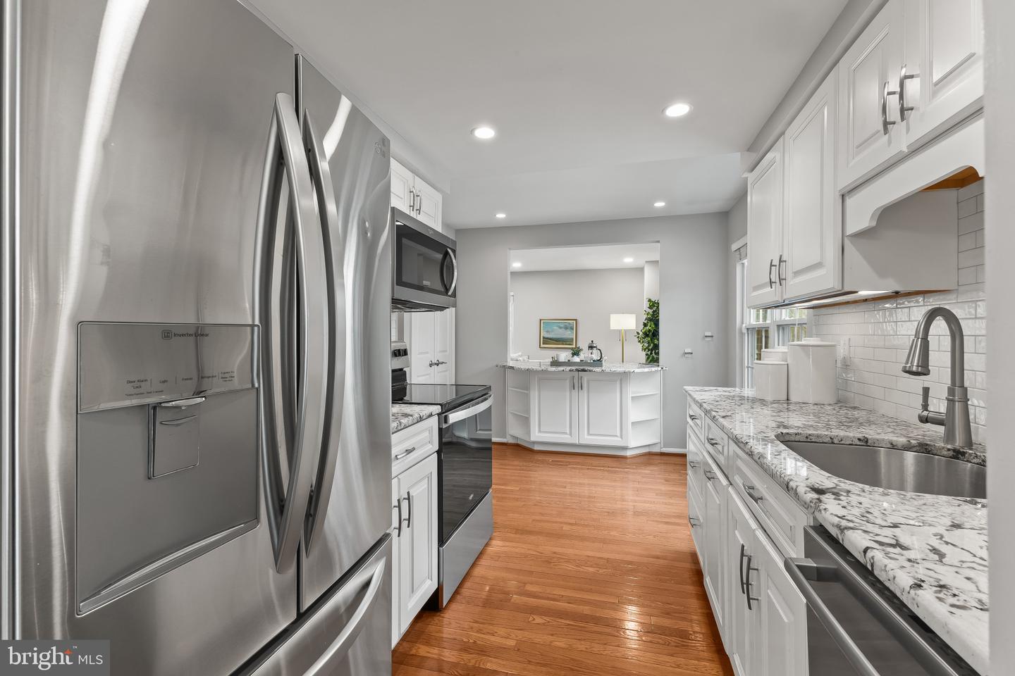 5759 HERITAGE HILL DR, ALEXANDRIA, Virginia 22310, 3 Bedrooms Bedrooms, ,2 BathroomsBathrooms,Residential,For sale,5759 HERITAGE HILL DR,VAFX2291130 MLS # VAFX2291130