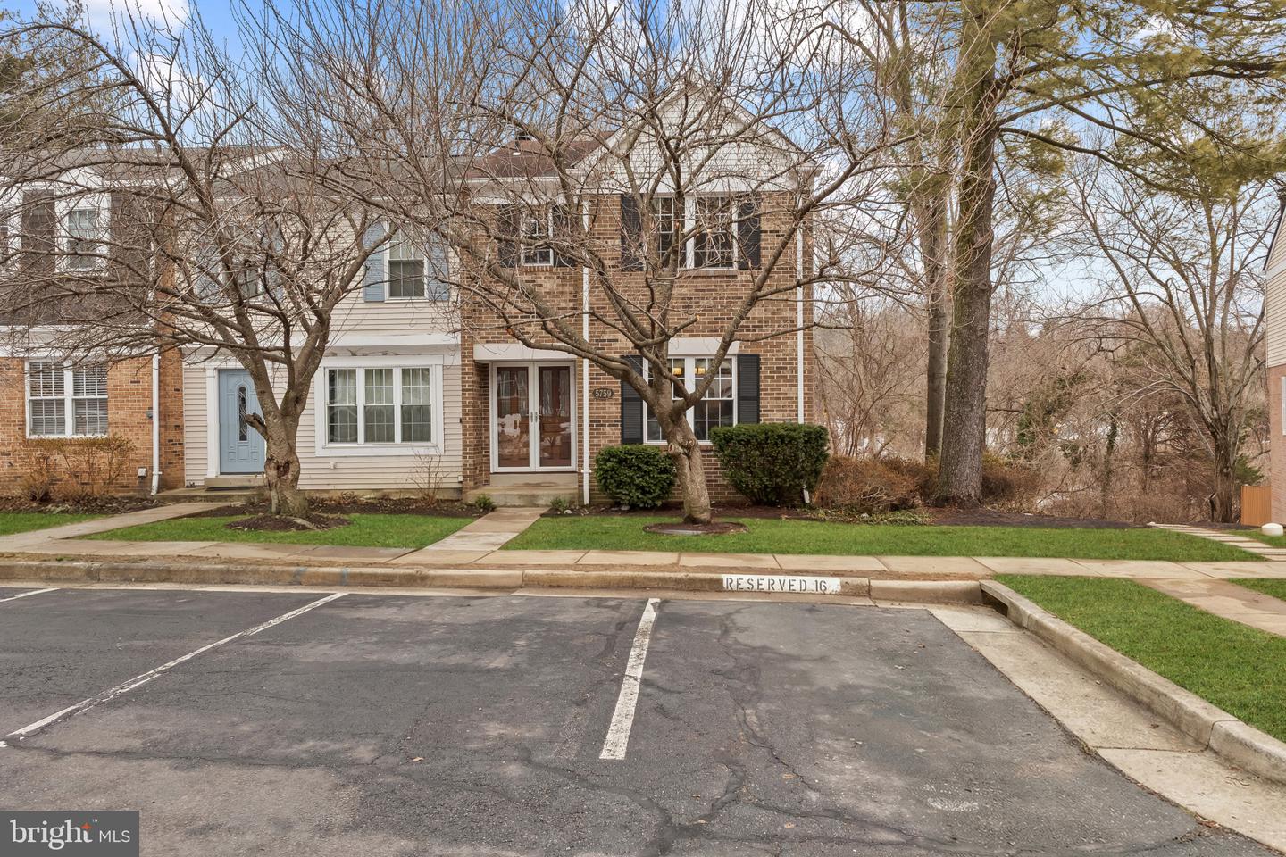5759 HERITAGE HILL DR, ALEXANDRIA, Virginia 22310, 3 Bedrooms Bedrooms, ,2 BathroomsBathrooms,Residential,For sale,5759 HERITAGE HILL DR,VAFX2291130 MLS # VAFX2291130
