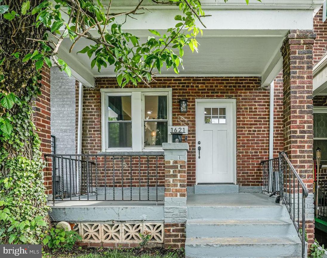 1621 LYMAN PL NE, WASHINGTON, District Of Columbia 20002, 3 Bedrooms Bedrooms, ,2 BathroomsBathrooms,Residential,For sale,1621 LYMAN PL NE,DCDC2246266 MLS # DCDC2246266