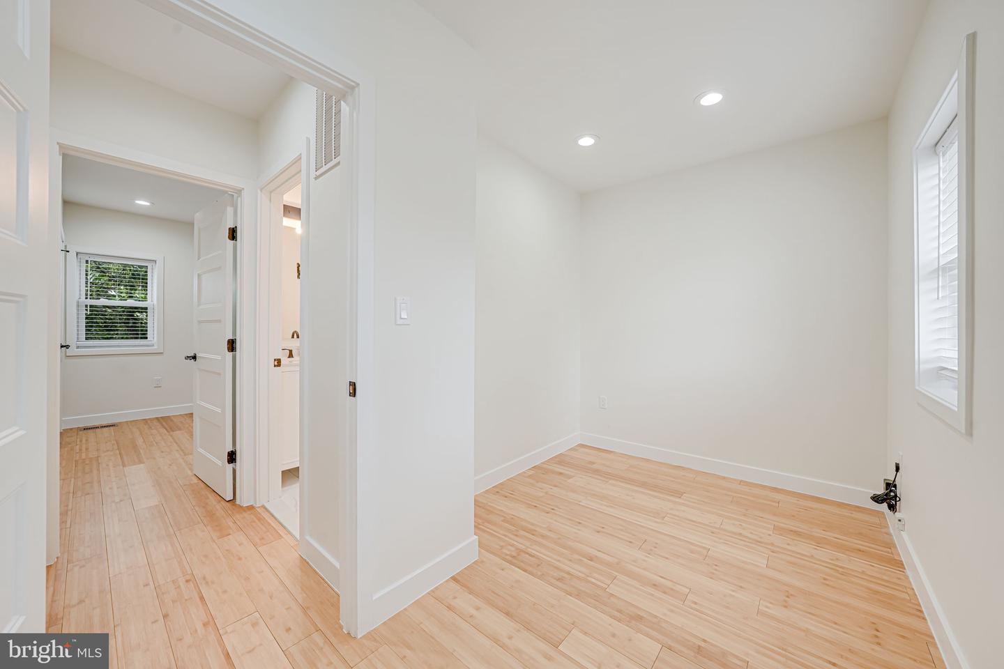 1621 LYMAN PL NE, WASHINGTON, District Of Columbia 20002, 3 Bedrooms Bedrooms, ,2 BathroomsBathrooms,Residential,For sale,1621 LYMAN PL NE,DCDC2246266 MLS # DCDC2246266