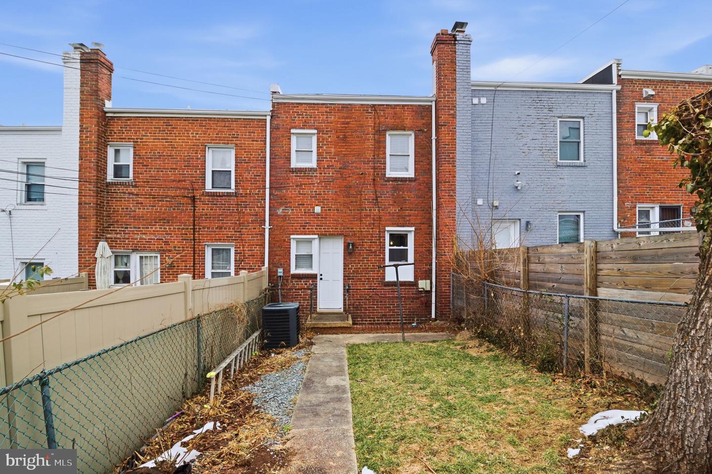1621 LYMAN PL NE, WASHINGTON, District Of Columbia 20002, 3 Bedrooms Bedrooms, ,2 BathroomsBathrooms,Residential,For sale,1621 LYMAN PL NE,DCDC2246266 MLS # DCDC2246266