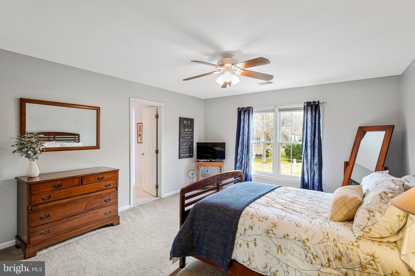 3303 LAUREN OAKS CT, OAK HILL, Virginia 20171, 4 Bedrooms Bedrooms, 20 Rooms Rooms,4 BathroomsBathrooms,Residential,For sale,3303 LAUREN OAKS CT,VAFX2291186 MLS # VAFX2291186