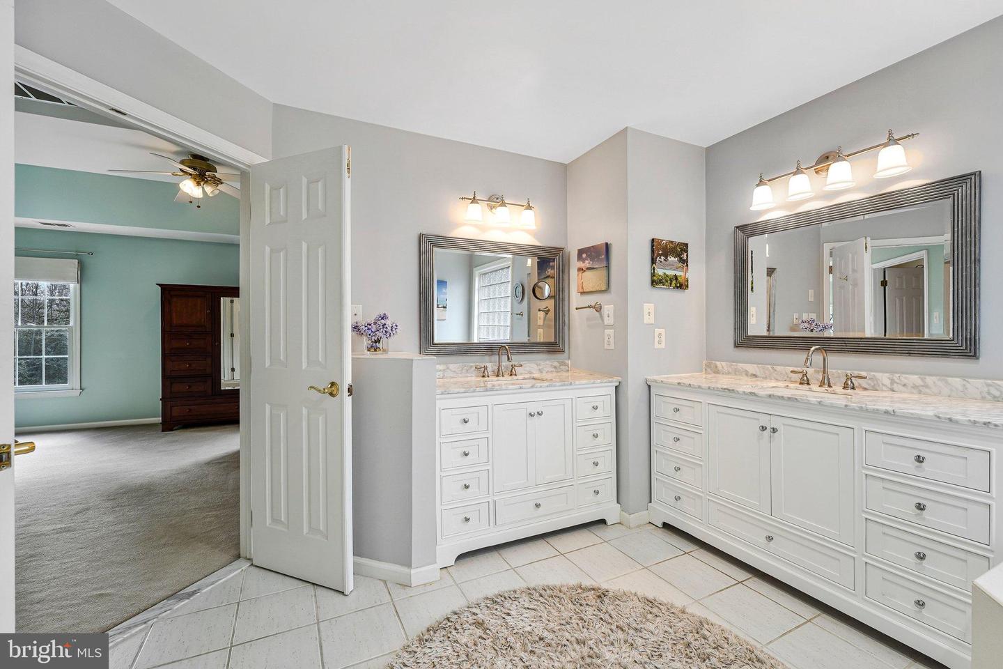 3303 LAUREN OAKS CT, OAK HILL, Virginia 20171, 4 Bedrooms Bedrooms, 20 Rooms Rooms,4 BathroomsBathrooms,Residential,For sale,3303 LAUREN OAKS CT,VAFX2291186 MLS # VAFX2291186