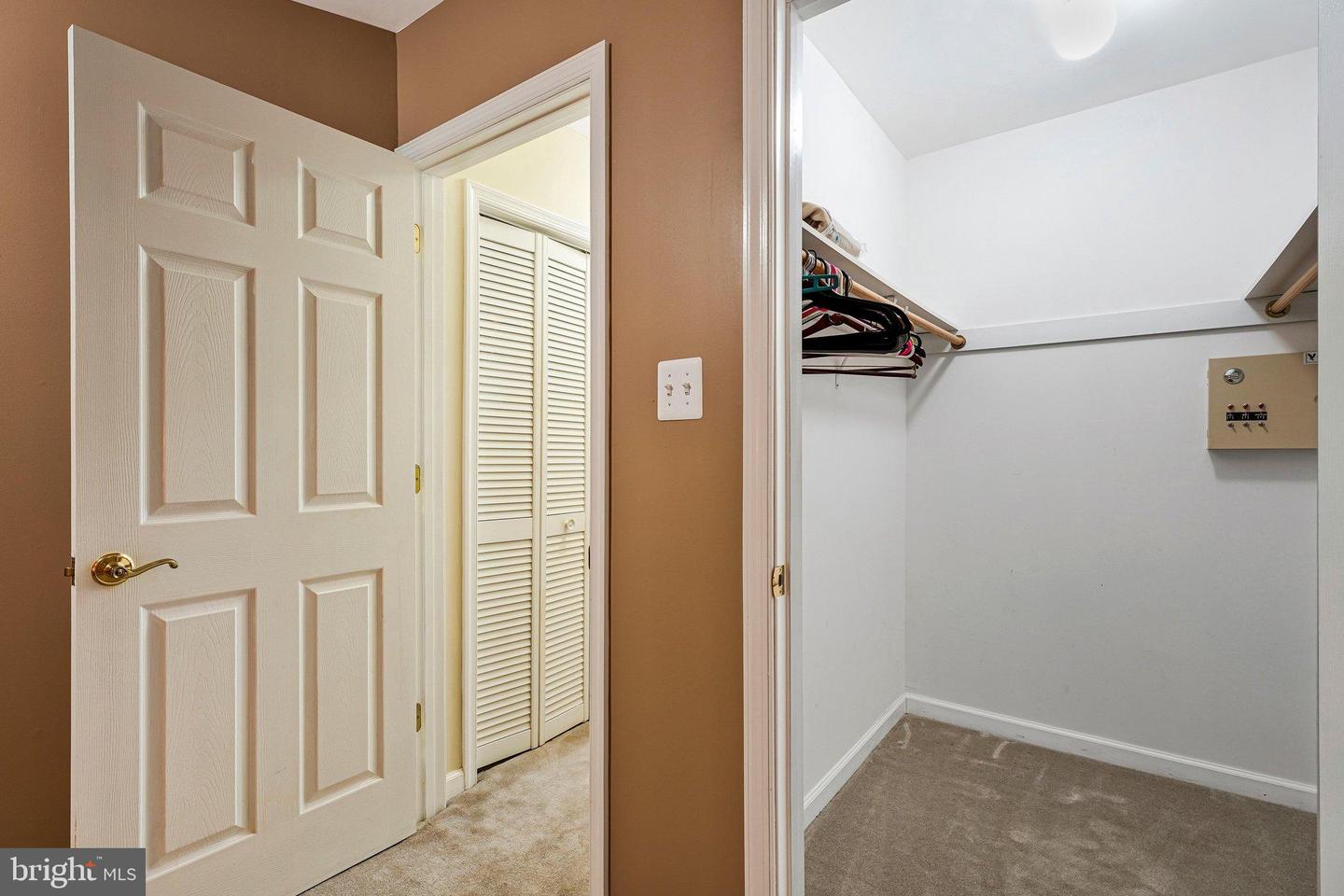 3303 LAUREN OAKS CT, OAK HILL, Virginia 20171, 4 Bedrooms Bedrooms, 20 Rooms Rooms,4 BathroomsBathrooms,Residential,For sale,3303 LAUREN OAKS CT,VAFX2291186 MLS # VAFX2291186