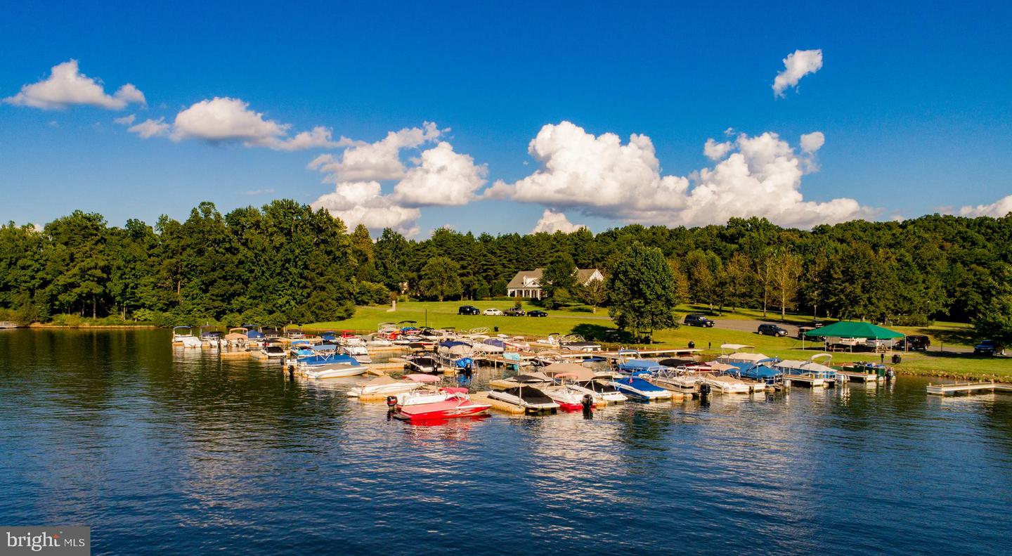 11311 OAKVILLE LN, SPOTSYLVANIA, Virginia 22551, 4 Bedrooms Bedrooms, ,3 BathroomsBathrooms,Residential,For sale,11311 OAKVILLE LN,VASP2039302 MLS # VASP2039302