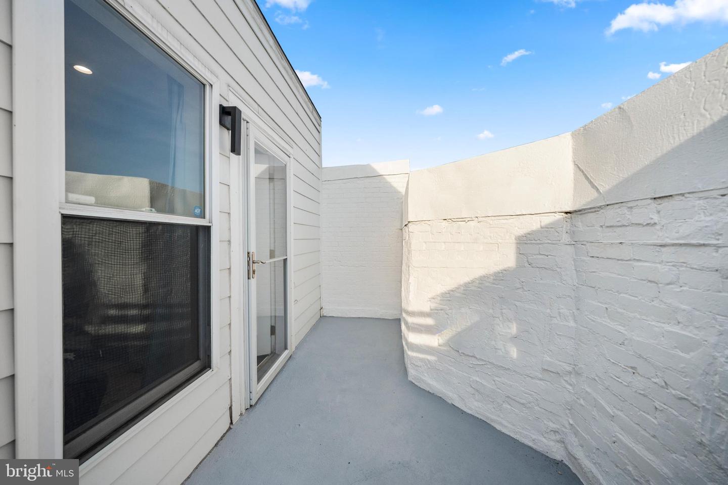 731 FAIRMONT ST NW #2, WASHINGTON, District Of Columbia 20001, 3 Bedrooms Bedrooms, 5 Rooms Rooms,3 BathroomsBathrooms,Residential,For sale,731 FAIRMONT ST NW #2,DCDC2246328 MLS # DCDC2246328