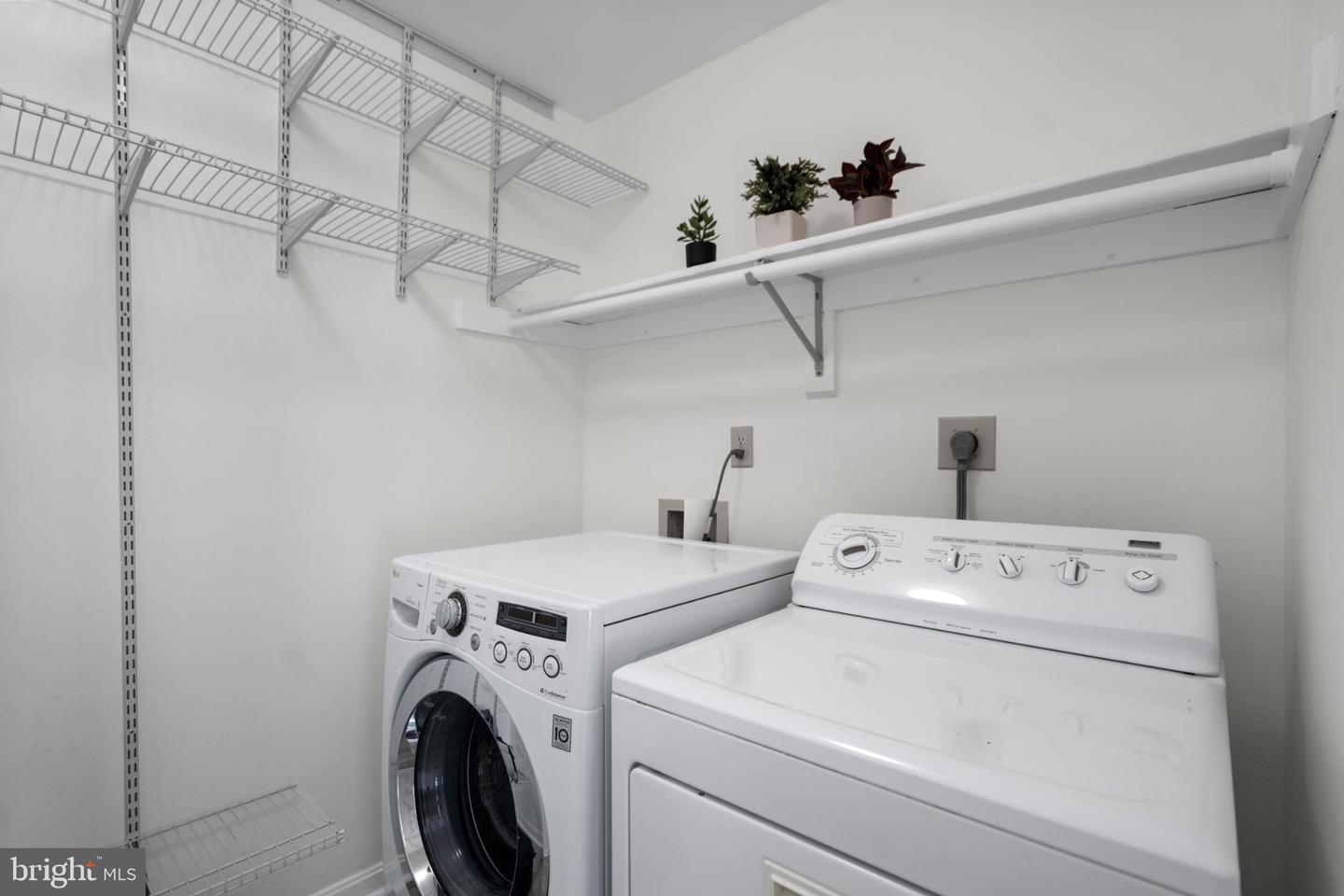 12919 MILL RD, FREDERICKSBURG, Virginia 22407, 4 Bedrooms Bedrooms, ,3 BathroomsBathrooms,Residential,For sale,12919 MILL RD,VASP2039314 MLS # VASP2039314