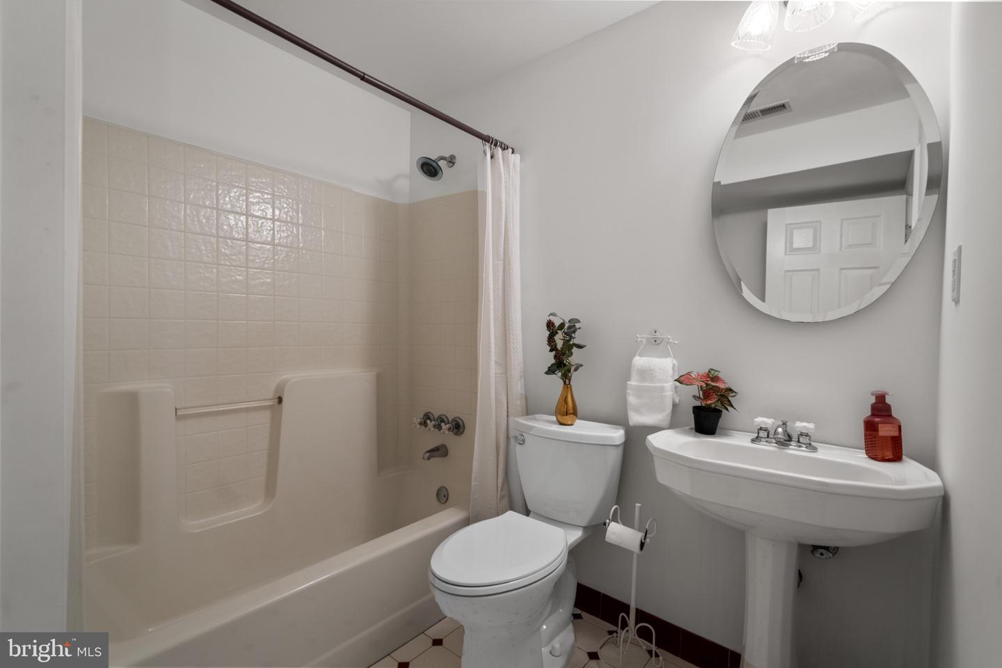 12919 MILL RD, FREDERICKSBURG, Virginia 22407, 4 Bedrooms Bedrooms, ,3 BathroomsBathrooms,Residential,For sale,12919 MILL RD,VASP2039314 MLS # VASP2039314