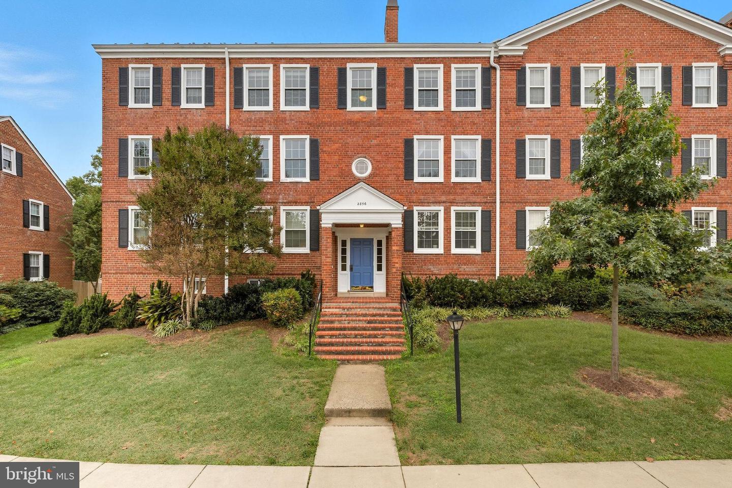 2856 S BUCHANAN ST #B1, ARLINGTON, Virginia 22206, 2 Bedrooms Bedrooms, 7 Rooms Rooms,1 BathroomBathrooms,Residential,For sale,2856 S BUCHANAN ST #B1,VAAR2068942 MLS # VAAR2068942