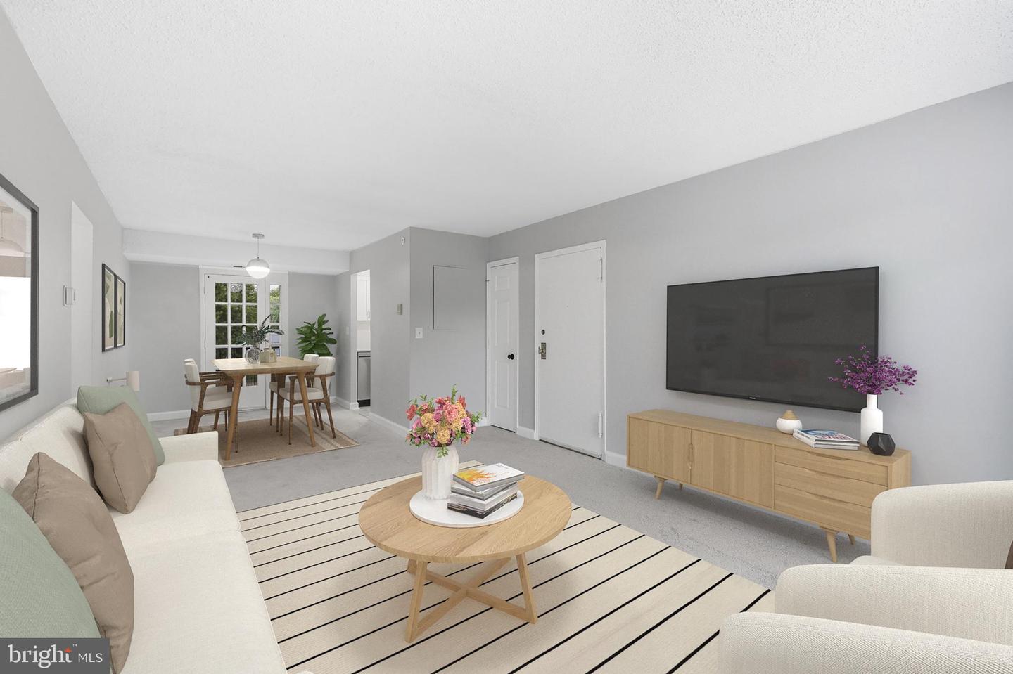 2856 S BUCHANAN ST #B1, ARLINGTON, Virginia 22206, 2 Bedrooms Bedrooms, 7 Rooms Rooms,1 BathroomBathrooms,Residential,For sale,2856 S BUCHANAN ST #B1,VAAR2068942 MLS # VAAR2068942