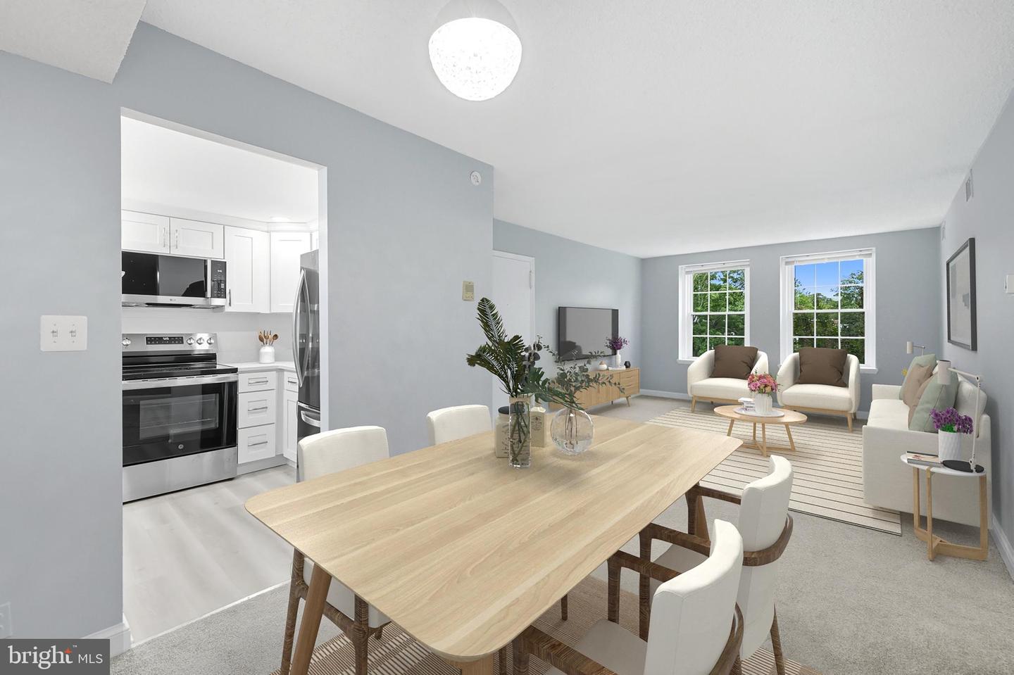 2856 S BUCHANAN ST #B1, ARLINGTON, Virginia 22206, 2 Bedrooms Bedrooms, 7 Rooms Rooms,1 BathroomBathrooms,Residential,For sale,2856 S BUCHANAN ST #B1,VAAR2068942 MLS # VAAR2068942