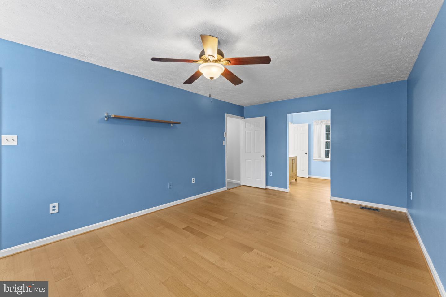 5504 TEAK CT, ALEXANDRIA, Virginia 22309, 4 Bedrooms Bedrooms, ,3 BathroomsBathrooms,Residential,For sale,5504 TEAK CT,VAFX2291242 MLS # VAFX2291242