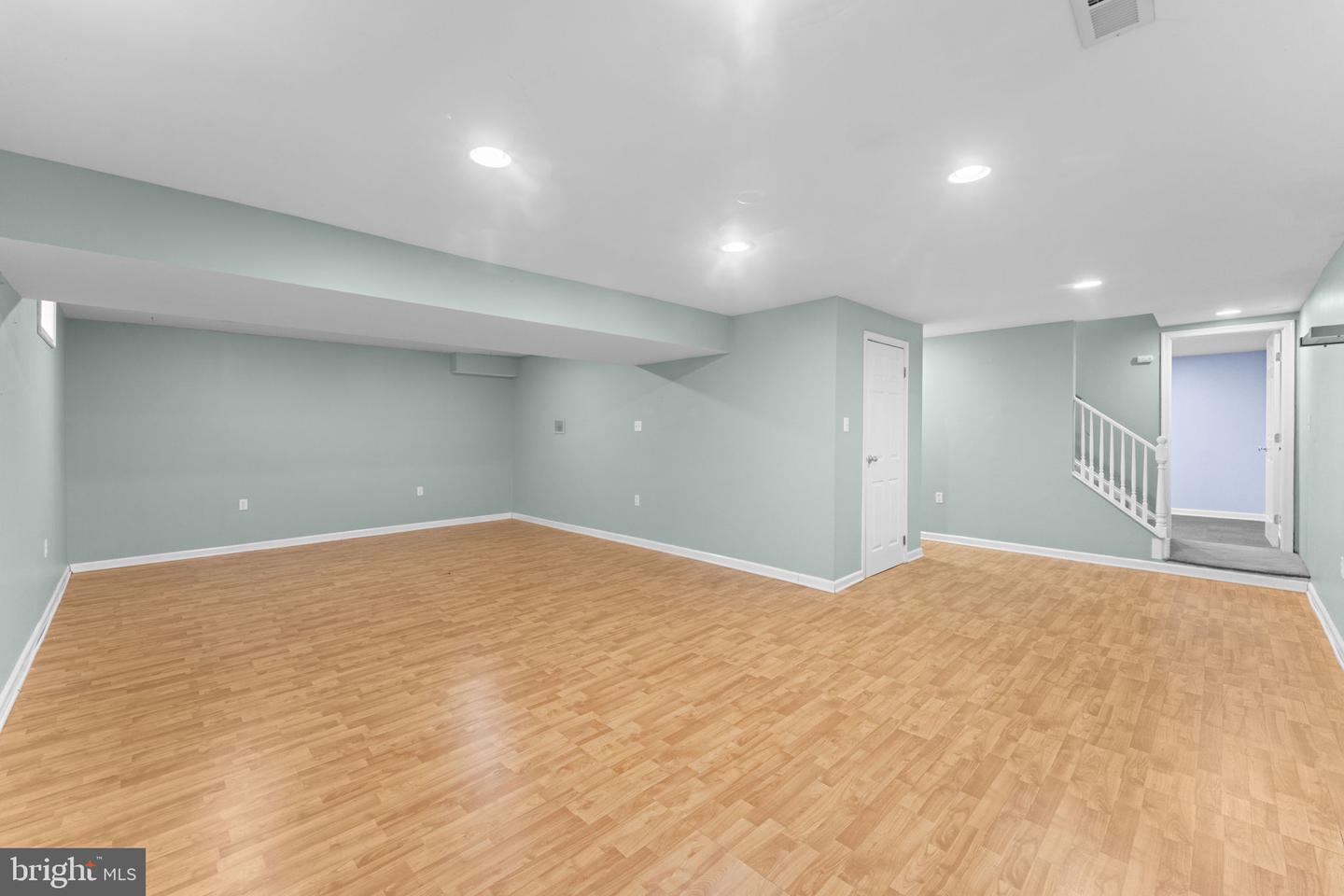 5504 TEAK CT, ALEXANDRIA, Virginia 22309, 4 Bedrooms Bedrooms, ,3 BathroomsBathrooms,Residential,For sale,5504 TEAK CT,VAFX2291242 MLS # VAFX2291242