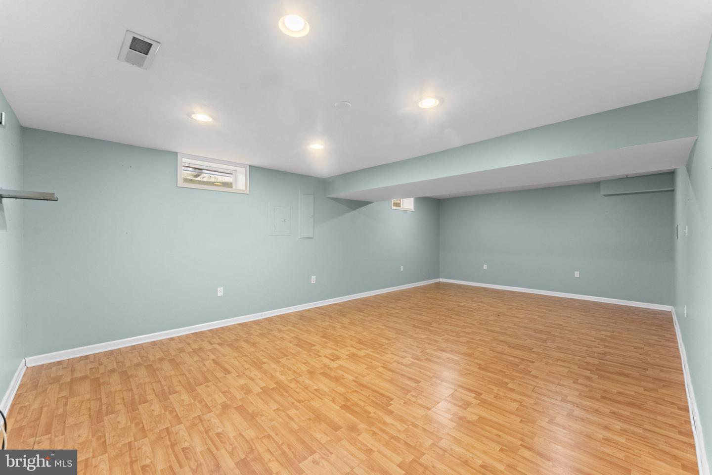 5504 TEAK CT, ALEXANDRIA, Virginia 22309, 4 Bedrooms Bedrooms, ,3 BathroomsBathrooms,Residential,For sale,5504 TEAK CT,VAFX2291242 MLS # VAFX2291242