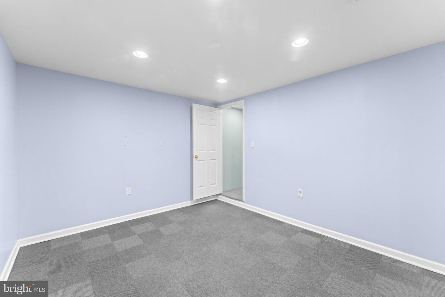 5504 TEAK CT, ALEXANDRIA, Virginia 22309, 4 Bedrooms Bedrooms, ,3 BathroomsBathrooms,Residential,For sale,5504 TEAK CT,VAFX2291242 MLS # VAFX2291242