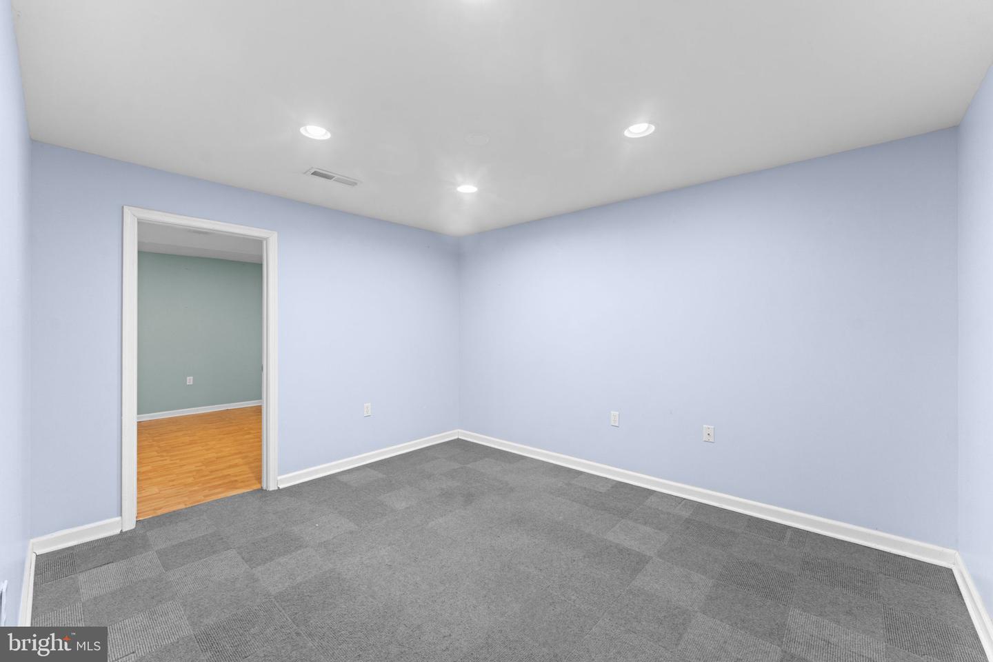 5504 TEAK CT, ALEXANDRIA, Virginia 22309, 4 Bedrooms Bedrooms, ,3 BathroomsBathrooms,Residential,For sale,5504 TEAK CT,VAFX2291242 MLS # VAFX2291242