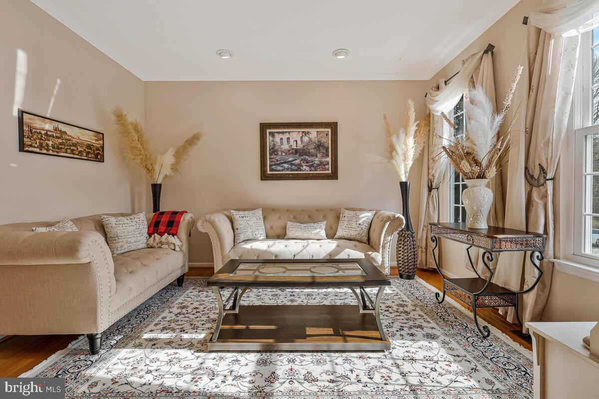 46942 COLBY CT, STERLING, Virginia 20164, 4 Bedrooms Bedrooms, ,3 BathroomsBathrooms,Residential,For sale,46942 COLBY CT,VALO2116002 MLS # VALO2116002