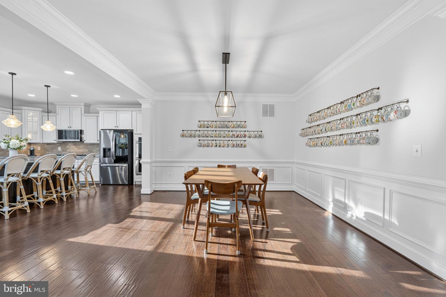 6628 JESSAMINE LN, ANNANDALE, Virginia 22003, 5 Bedrooms Bedrooms, ,4 BathroomsBathrooms,Residential,For sale,6628 JESSAMINE LN,VAFX2291304 MLS # VAFX2291304