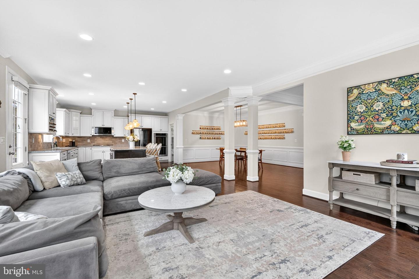 6628 JESSAMINE LN, ANNANDALE, Virginia 22003, 5 Bedrooms Bedrooms, ,4 BathroomsBathrooms,Residential,For sale,6628 JESSAMINE LN,VAFX2291304 MLS # VAFX2291304