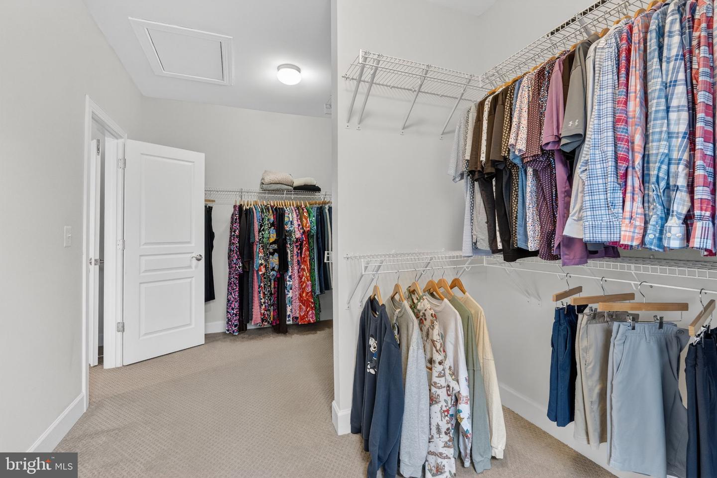 6628 JESSAMINE LN, ANNANDALE, Virginia 22003, 5 Bedrooms Bedrooms, ,4 BathroomsBathrooms,Residential,For sale,6628 JESSAMINE LN,VAFX2291304 MLS # VAFX2291304