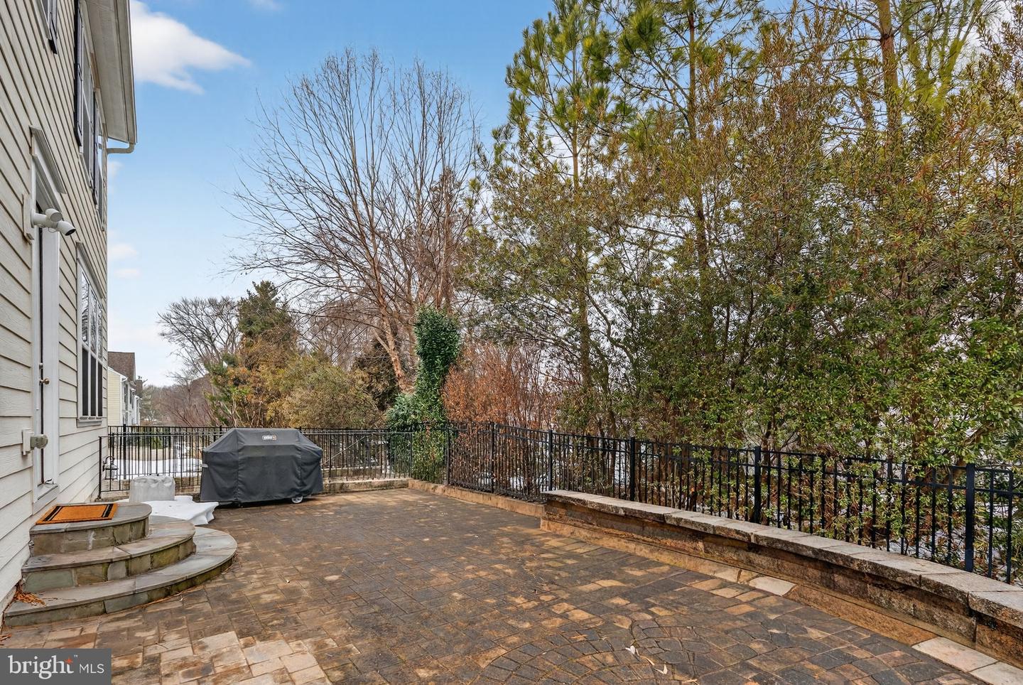 6628 JESSAMINE LN, ANNANDALE, Virginia 22003, 5 Bedrooms Bedrooms, ,4 BathroomsBathrooms,Residential,For sale,6628 JESSAMINE LN,VAFX2291304 MLS # VAFX2291304