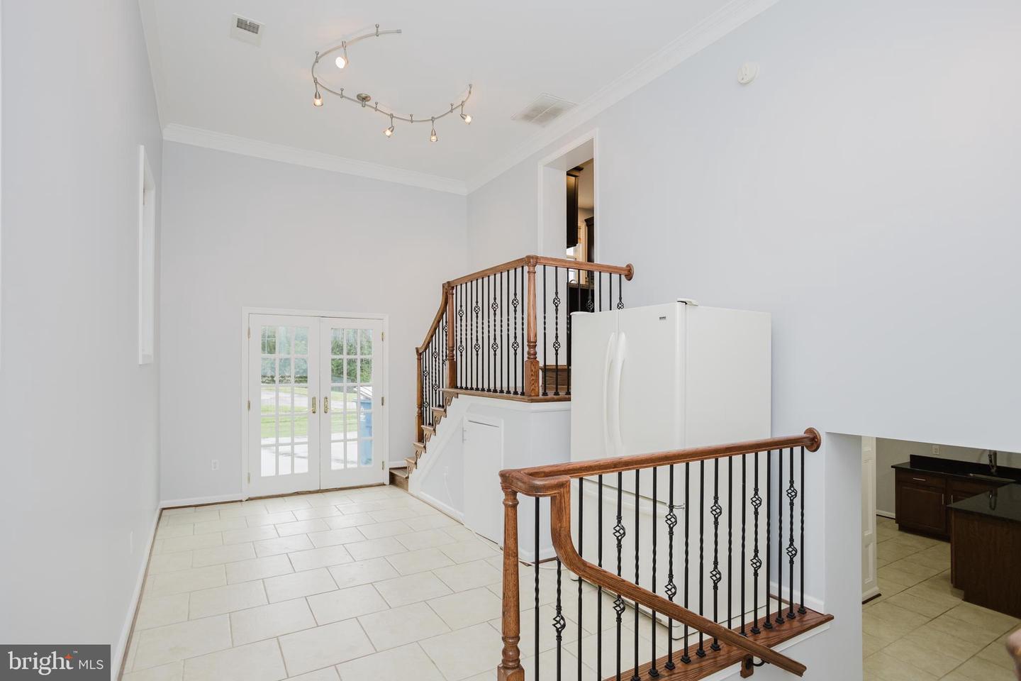 2177 CHAIN BRIDGE RD, VIENNA, Virginia 22182, 4 Bedrooms Bedrooms, ,3 BathroomsBathrooms,Residential,For sale,2177 CHAIN BRIDGE RD,VAFX2291316 MLS # VAFX2291316