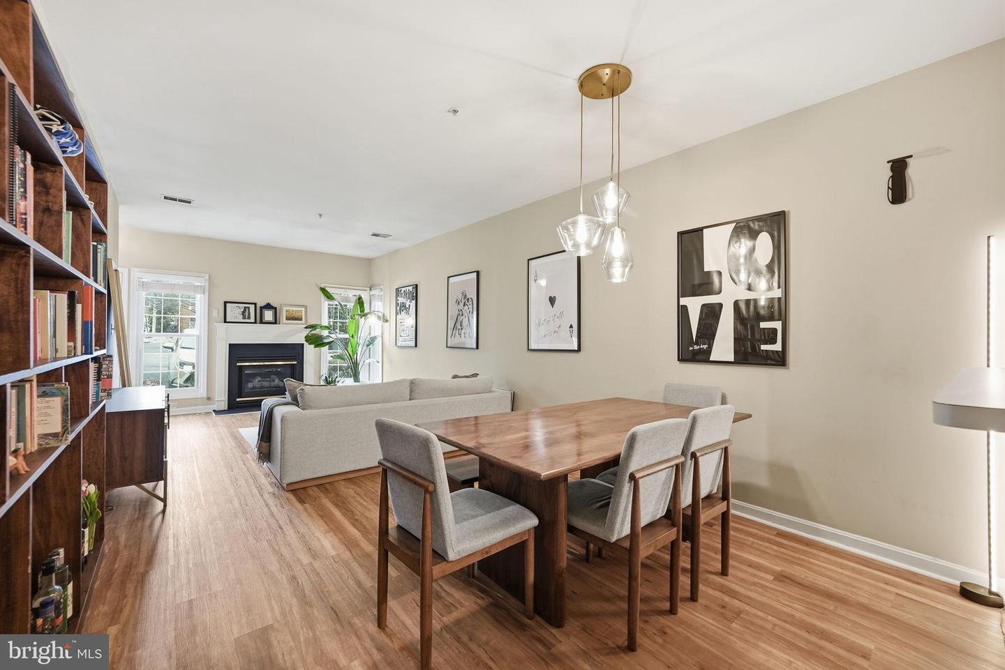 4656 LAWTON WAY, ALEXANDRIA, Virginia 22311, 1 Bedroom Bedrooms, 5 Rooms Rooms,1 BathroomBathrooms,Residential,For sale,4656 LAWTON WAY,VAAX2054228 MLS # VAAX2054228