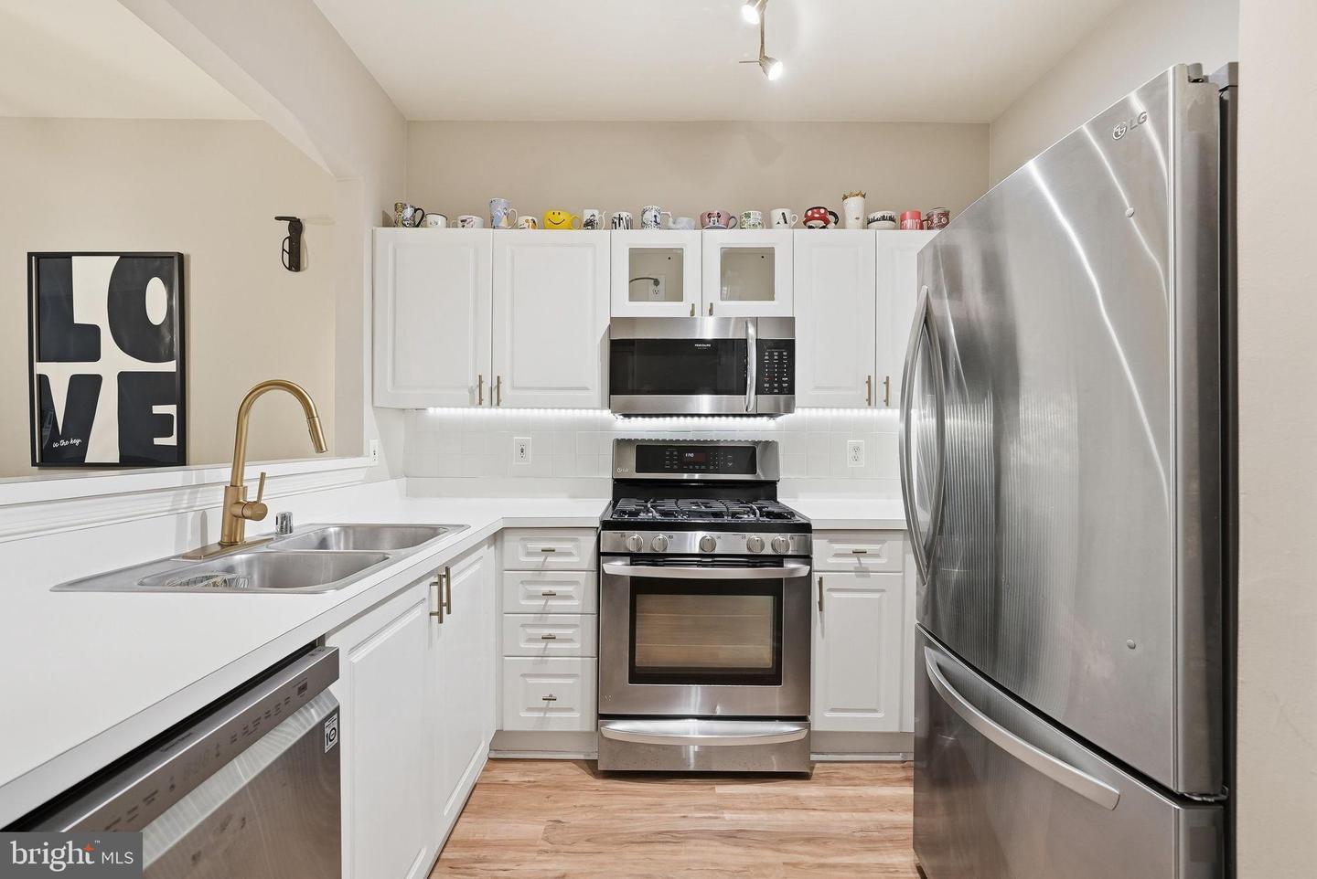 4656 LAWTON WAY, ALEXANDRIA, Virginia 22311, 1 Bedroom Bedrooms, 5 Rooms Rooms,1 BathroomBathrooms,Residential,For sale,4656 LAWTON WAY,VAAX2054228 MLS # VAAX2054228