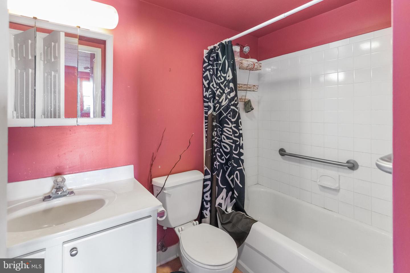 2619 DOUGLAS PL SE #302, WASHINGTON, District Of Columbia 20020, 2 Bedrooms Bedrooms, ,2 BathroomsBathrooms,Residential,For sale,2619 DOUGLAS PL SE #302,DCDC2246432 MLS # DCDC2246432